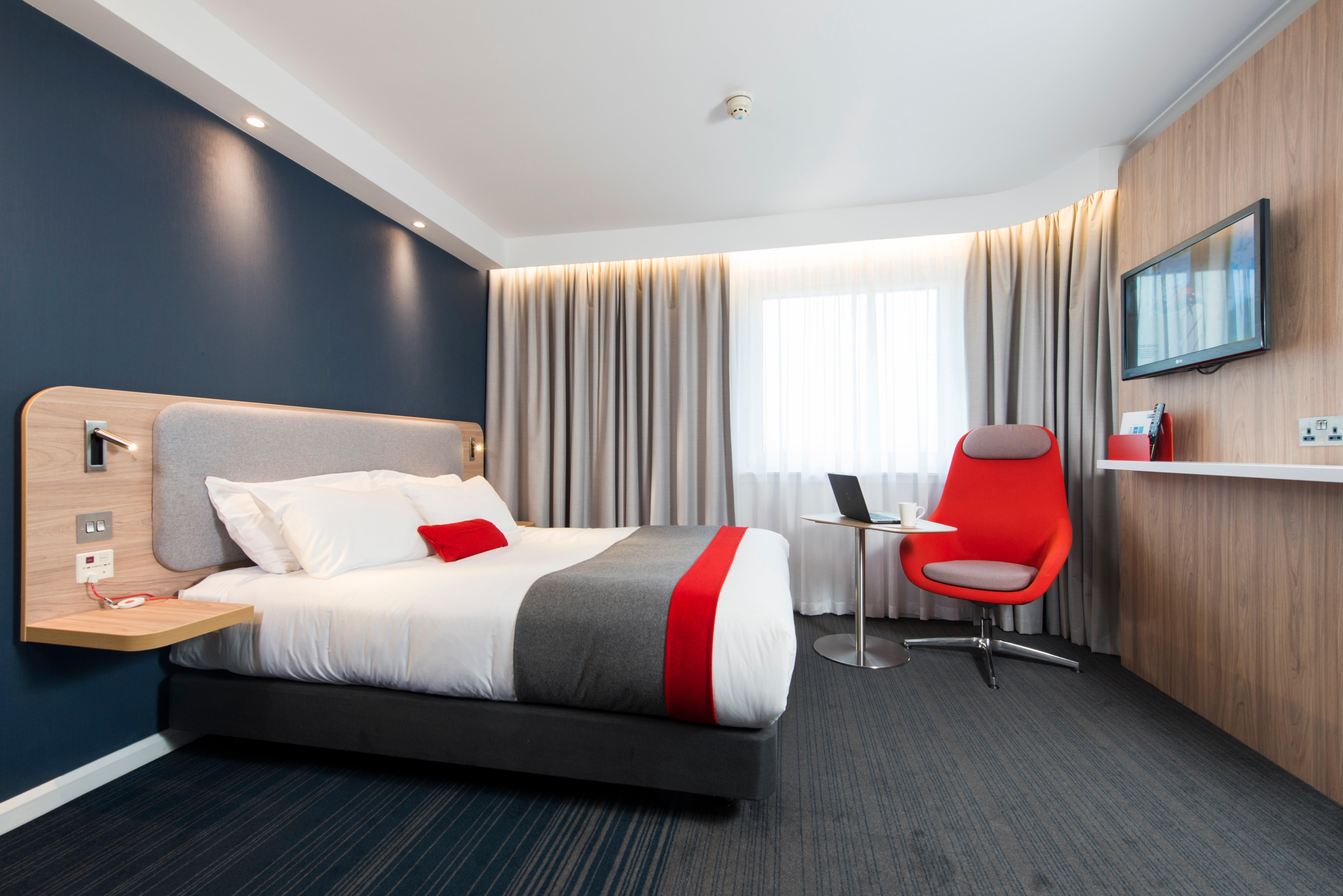 Holiday Inn Express Edinburgh City West By Ihg — Bilder 1